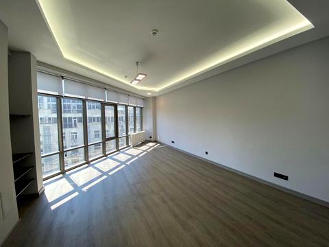 комерційна за адресою Велика Васильківська вул. (Червоноармійська), 72