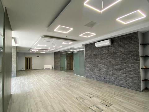 комерційна за адресою Велика Васильківська вул. (Червоноармійська), 72