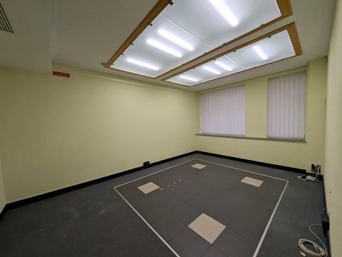 комерційна за адресою Василя Тютюнника вул. (Анрі Барбюса), 28б