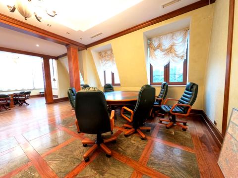 комерційна за адресою Василя Тютюнника вул. (Анрі Барбюса), 28б