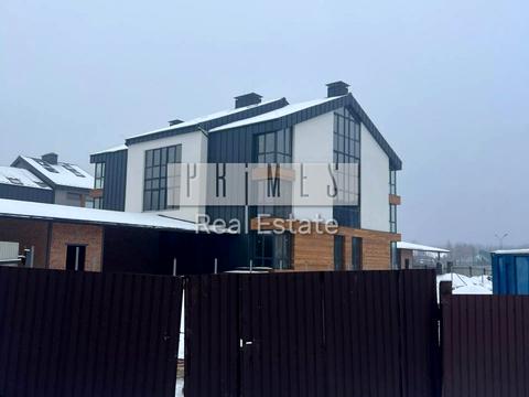 будинок за адресою Квіткові Луки вул., 15