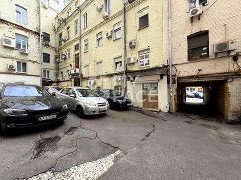 коммерческая по адресу Бассейная ул., 7