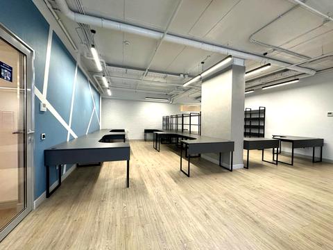 комерційна за адресою Глибочицька вул., 32-В