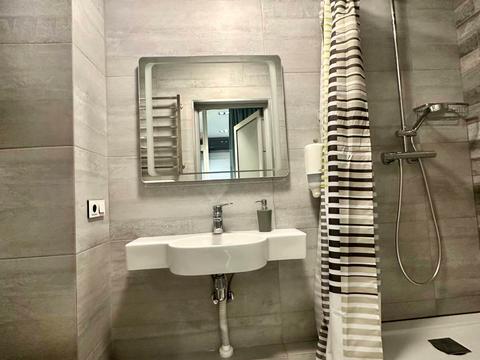 комерційна за адресою Глибочицька вул., 32-В