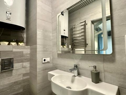 комерційна за адресою Глибочицька вул., 32-В