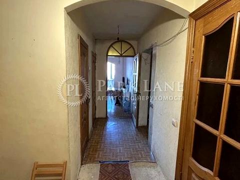 квартира за адресою Київ, Драгоманова вул., 20