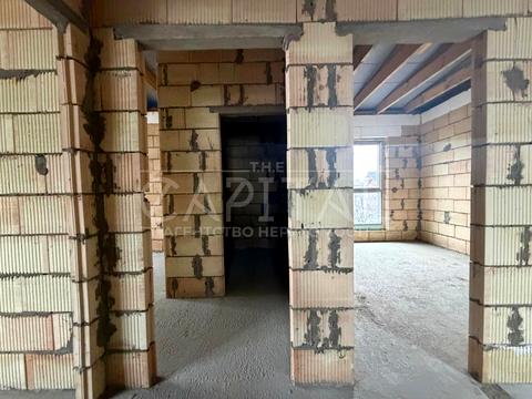 будинок за адресою с. Петропавлівська Борщагівка, Каштанова вул.