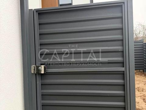 будинок за адресою с. Петропавлівська Борщагівка, Каштанова вул.