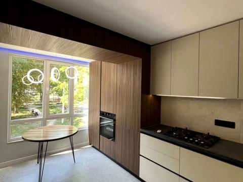 квартира за адресою Сергія Скальда вул. (Комарова), 30