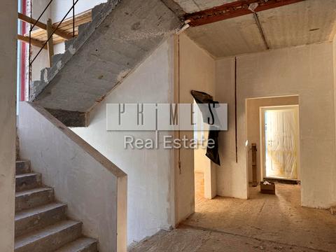 будинок за адресою Набережна вул.