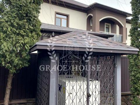 будинок за адресою Лобановського вул.