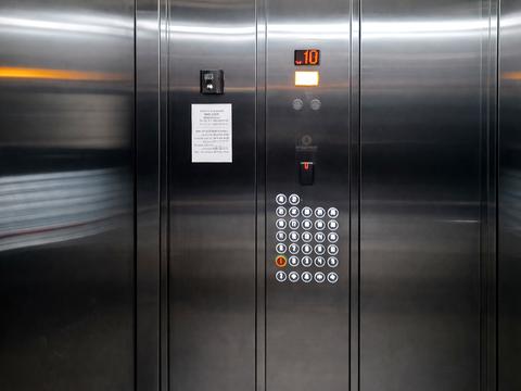 квартира за адресою Вишняківська вул., 4