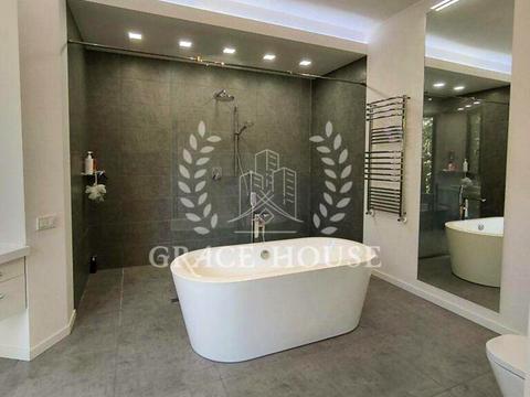 будинок за адресою Щаслива вул.