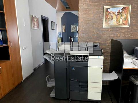 комерційна за адресою Київ, Липська вул., 19/7