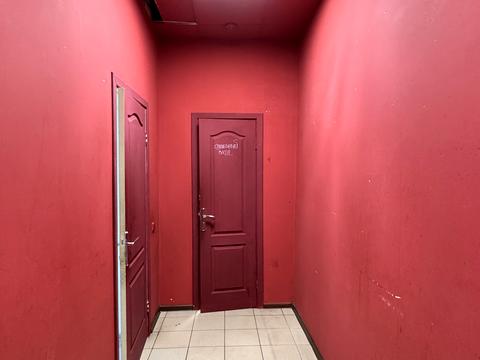 комерційна за адресою Михайлівська вул., 19