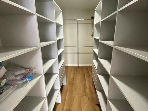 квартира за адресою Олега Мудрака вул. (Генерала Наумова), 1-Б