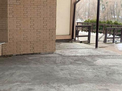 комерційна за адресою Прикордонна, 1