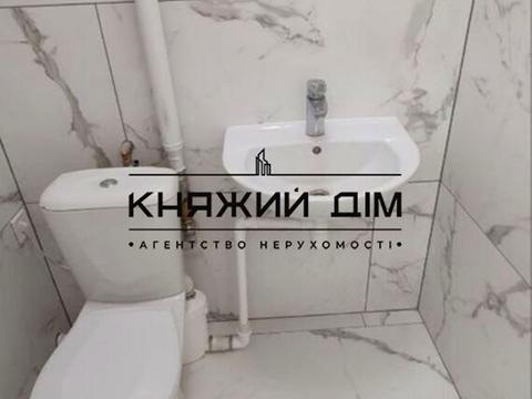 комерційна за адресою Київ, Михайла Максимовича вул. (Онуфрія Трутенка), 26