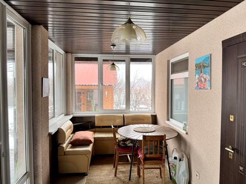 будинок за адресою Вішнева