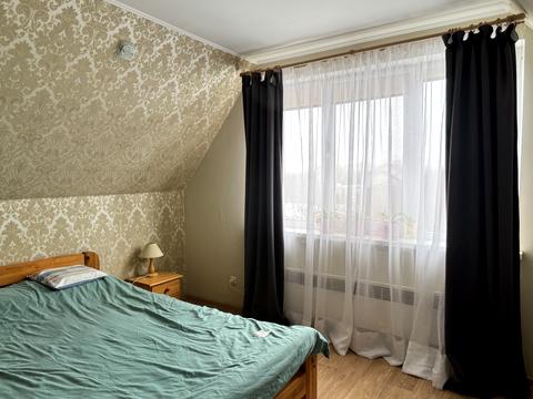 будинок за адресою Вішнева