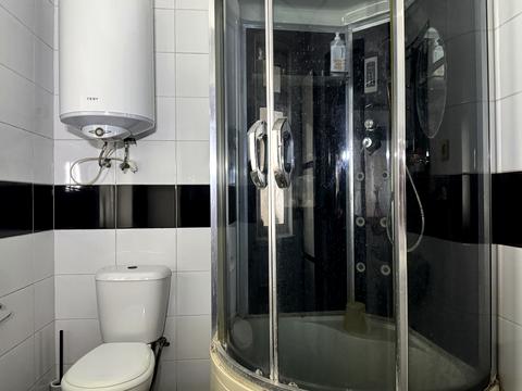 будинок за адресою Вішнева