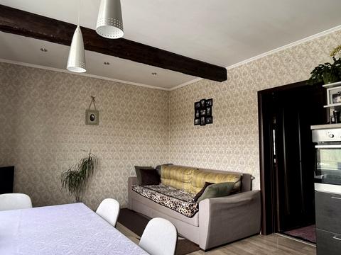 будинок за адресою Вішнева