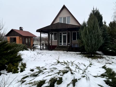 будинок за адресою Вішнева