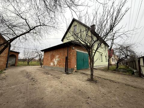 будинок за адресою Української Перемоги