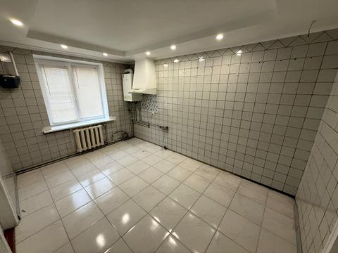 будинок за адресою Української Перемоги