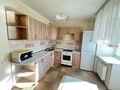 квартира за адресою Академіка Вернадського бульв., 24