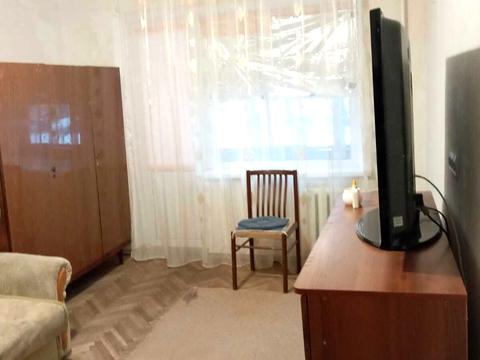 квартира за адресою Київ, Ірини Бекешкіної вул. (Генерала Карбишева), 8