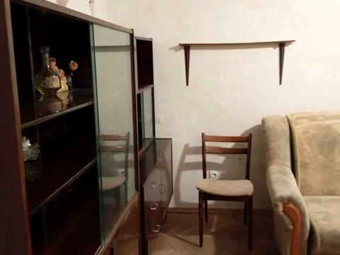 квартира за адресою Київ, Ірини Бекешкіної вул. (Генерала Карбишева), 8