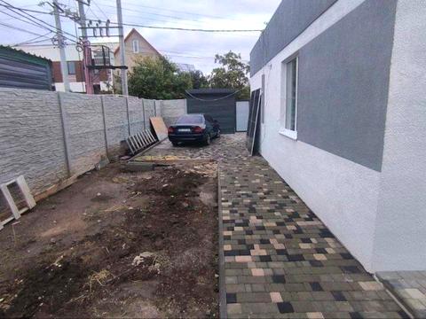 будинок за адресою Червоный Хутор