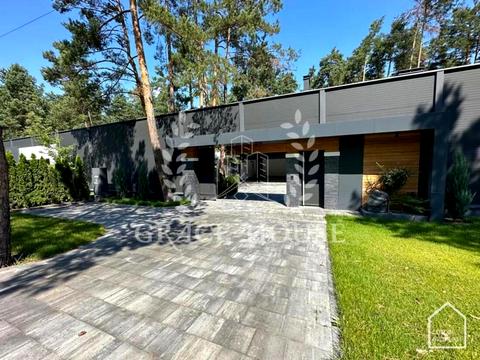 дом по адресу Плютовская ул.