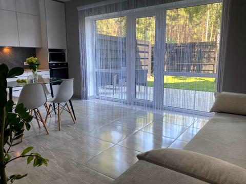 будинок за адресою Радистів вул.