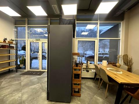 комерційна за адресою Василя Стуса вул. (Островського), 14