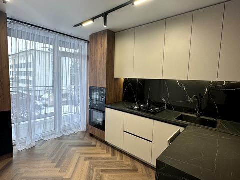 квартира по адресу Карпатська ул., (Будинок)