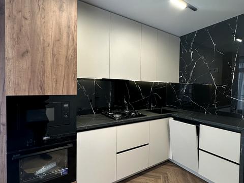 квартира по адресу Карпатська ул., (Будинок)