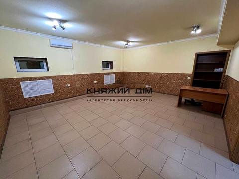 коммерческая по адресу Николая Михновского бульв. (Дружбы народов), 26/1