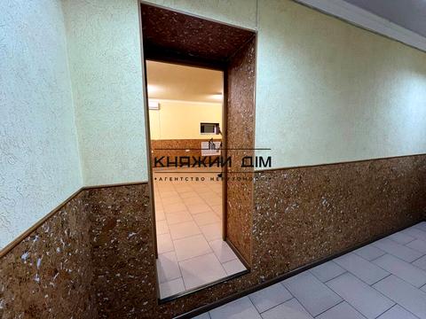 коммерческая по адресу Николая Михновского бульв. (Дружбы народов), 26/1