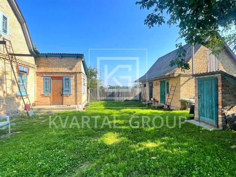 дом по адресу центральна, 2