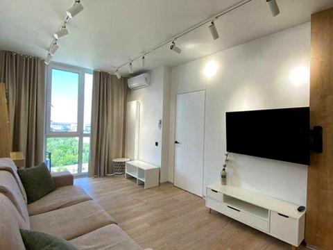 квартира за адресою Салютна вул., 2к6