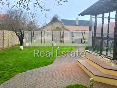 будинок за адресою Франка