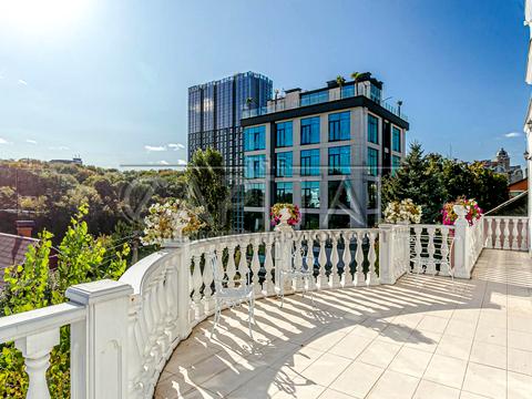 будинок за адресою Київ, Редутна вул.