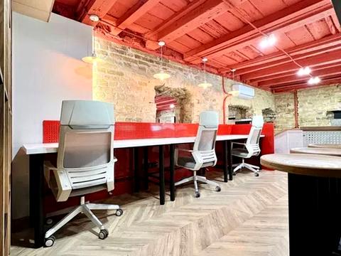 коммерческая по адресу Богдана Хмельницкого ул., 23-Б