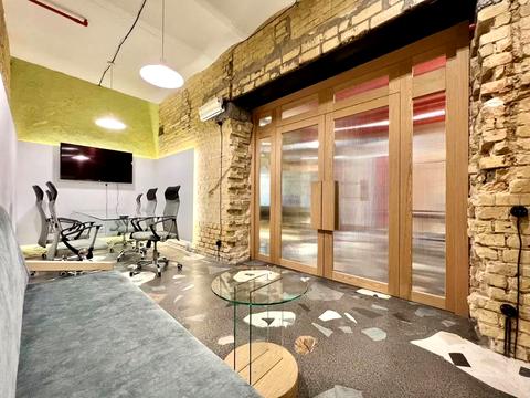 коммерческая по адресу Богдана Хмельницкого ул., 23-Б