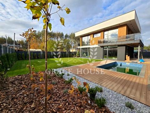 дом по адресу  ул.