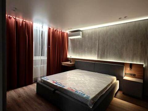 квартира за адресою Михайла Максимовича вул. (Онуфрія Трутенка), 32-Б