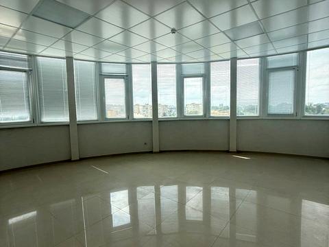 комерційна за адресою Проскурівська вул., 74А