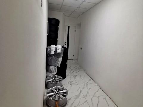 комерційна за адресою Соборна вул., (Будинок)